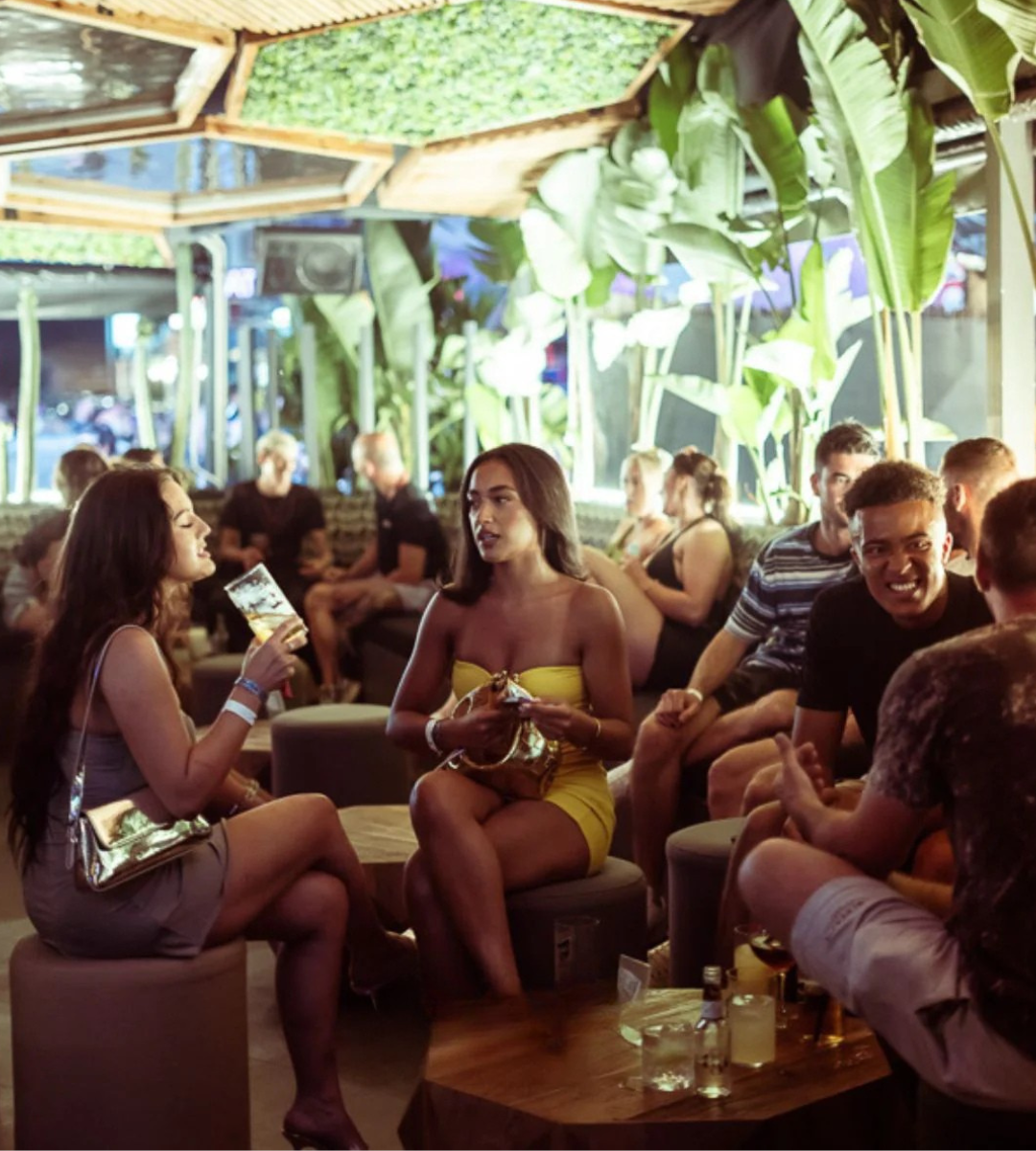 Tantra Open Bar