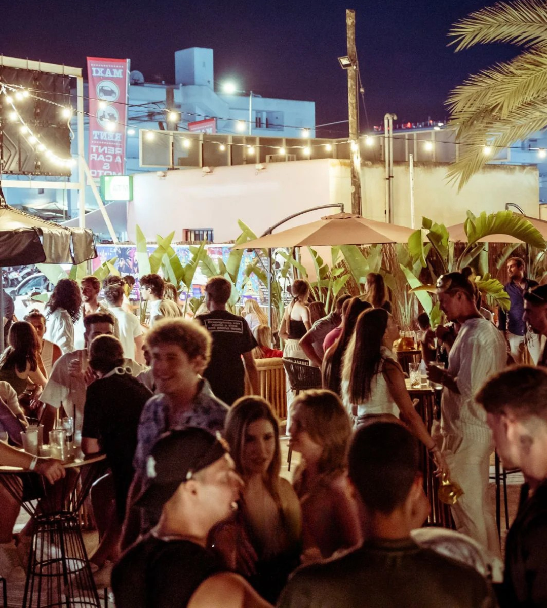 Tantra Open Bar